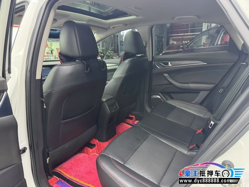 19年长安逸动轿车抵押车出售