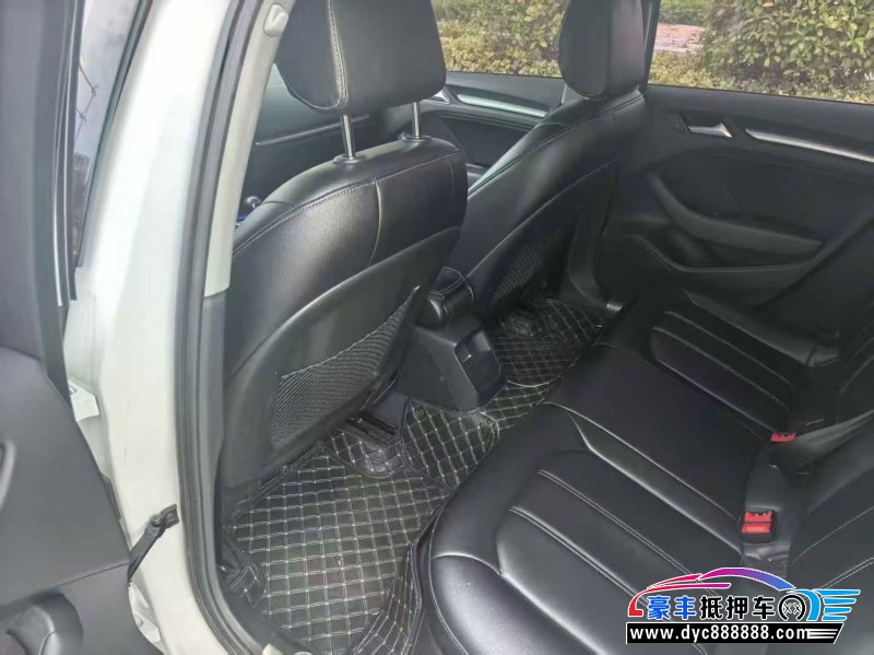 18年奥迪A3轿车抵押车出售