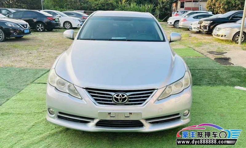 11年丰田锐志轿车抵押车出售