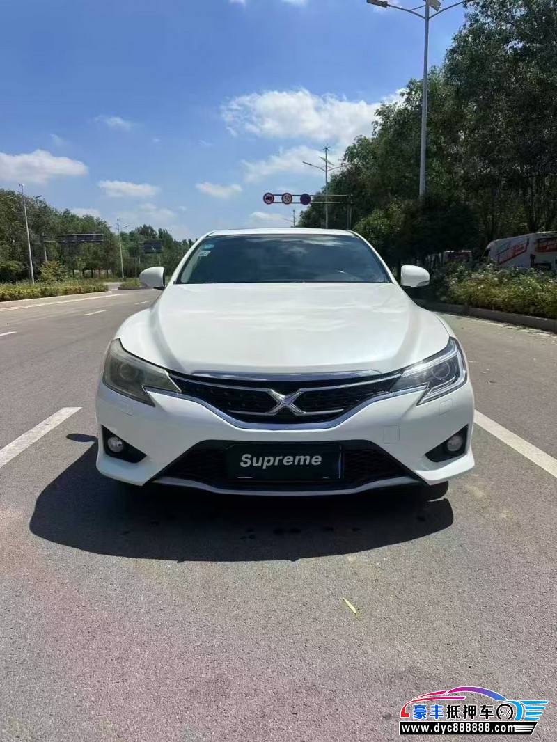 15年丰田锐志轿车抵押车出售