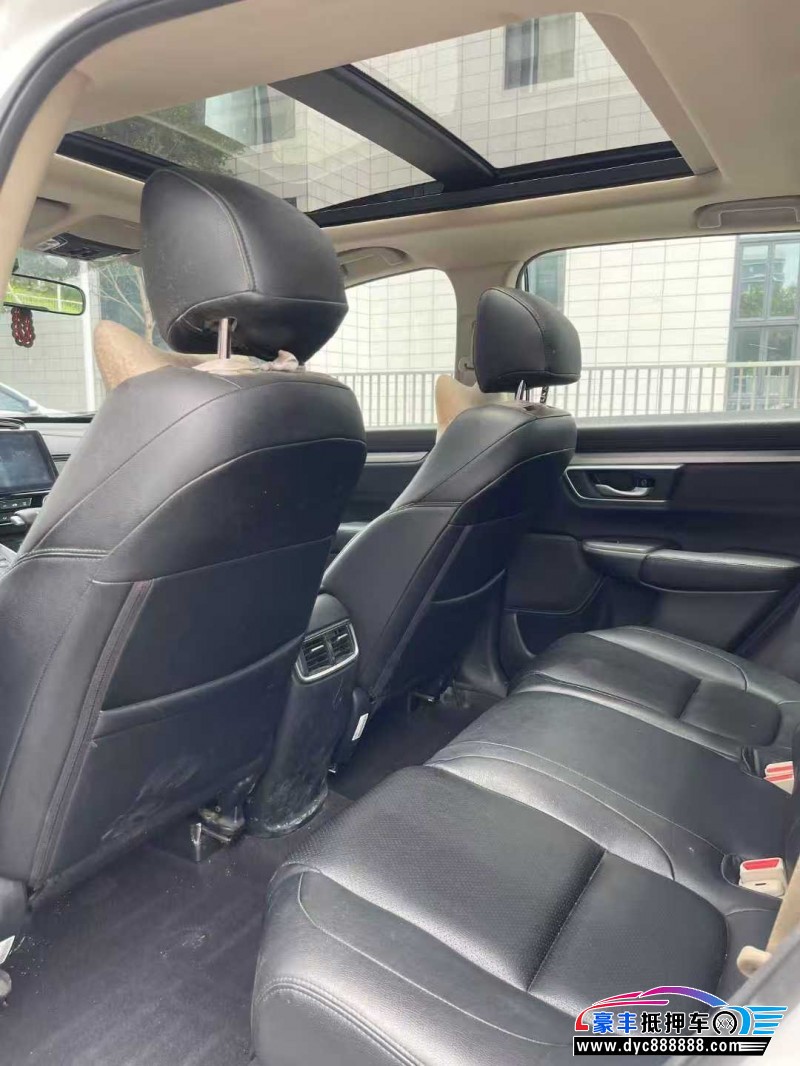 20年本田CR-V轿车抵押车出售