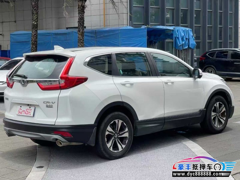 20年本田CR-V轿车抵押车出售