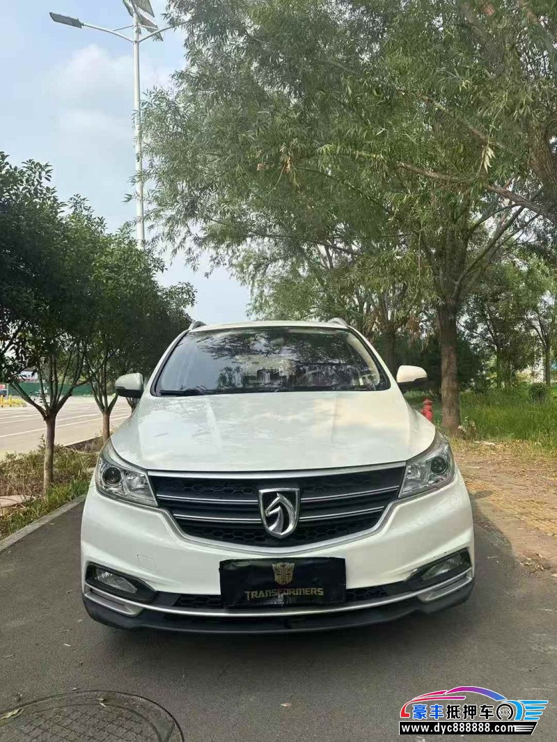 19年宝骏730轿车抵押车出售