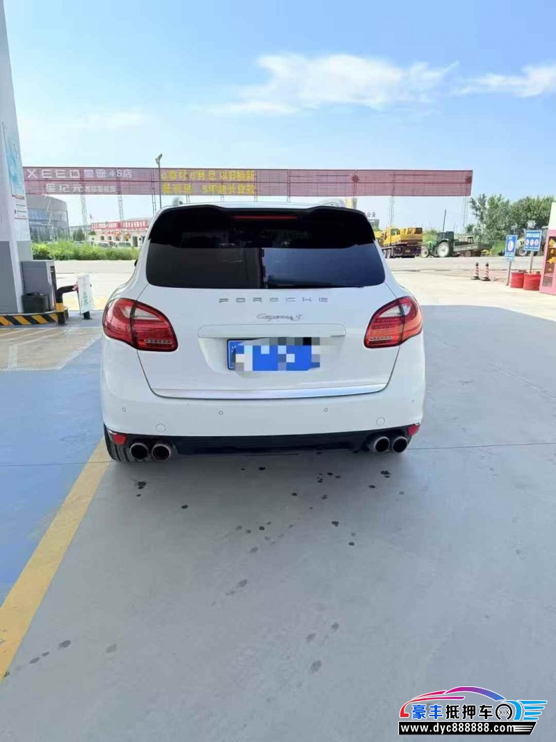 13年保时捷卡宴轿车抵押车出售