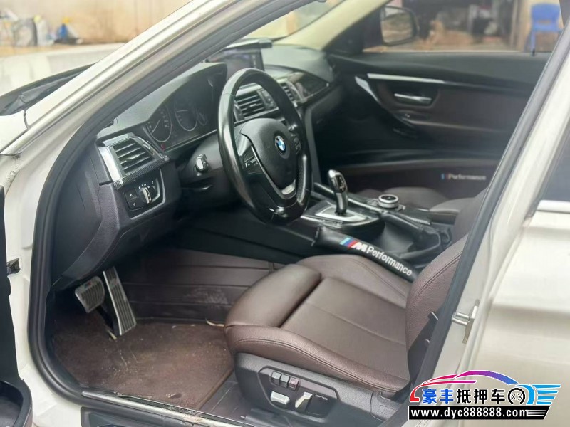 17年宝马3系轿车抵押车出售