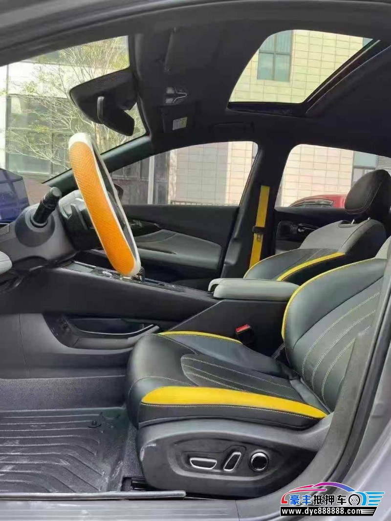 23年传祺影豹轿车抵押车出售