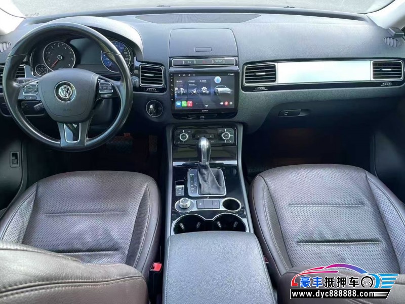 17年大众途锐轿车抵押车出售