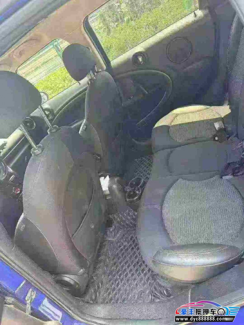 15年宝马MINI轿车抵押车出售