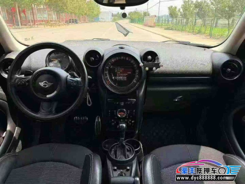 15年宝马MINI轿车抵押车出售