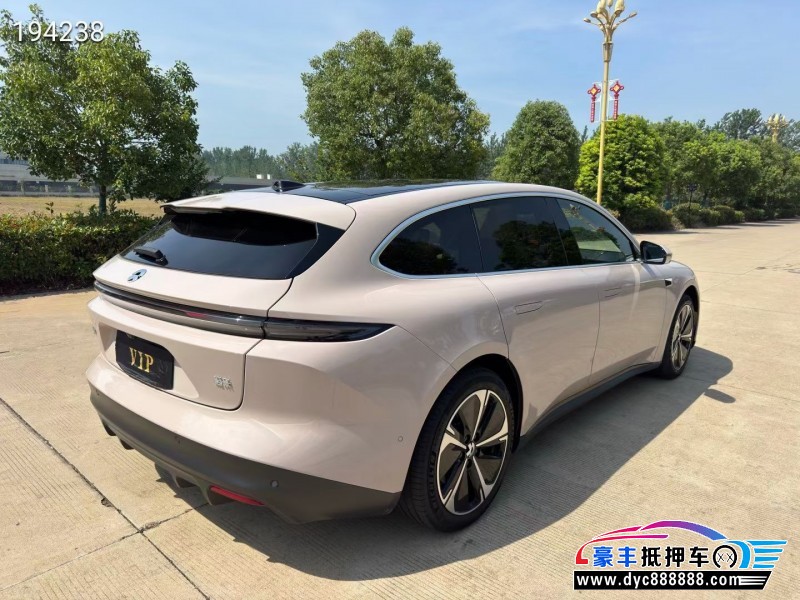 24年蔚来ET5轿车抵押车出售