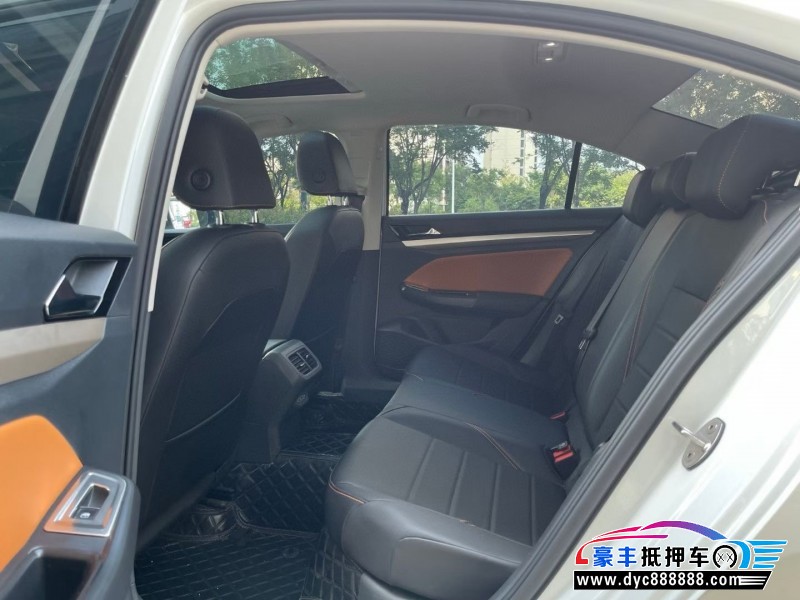 24年大众宝来轿车抵押车出售