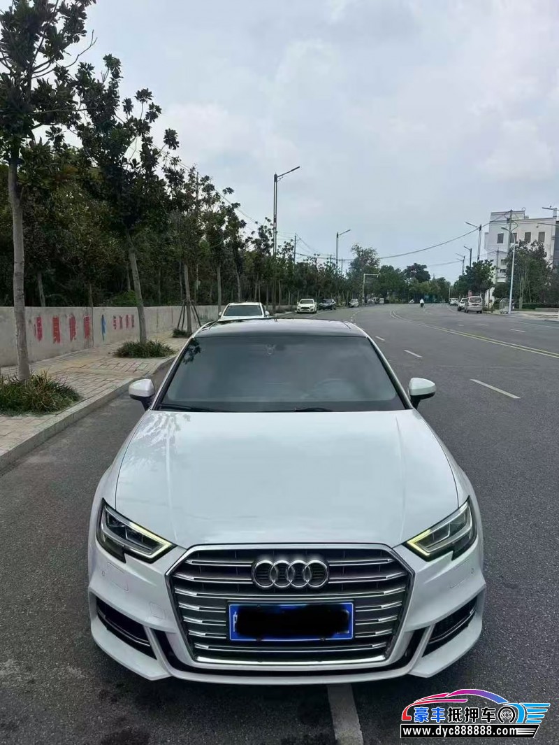 20年奥迪A3轿车抵押车出售