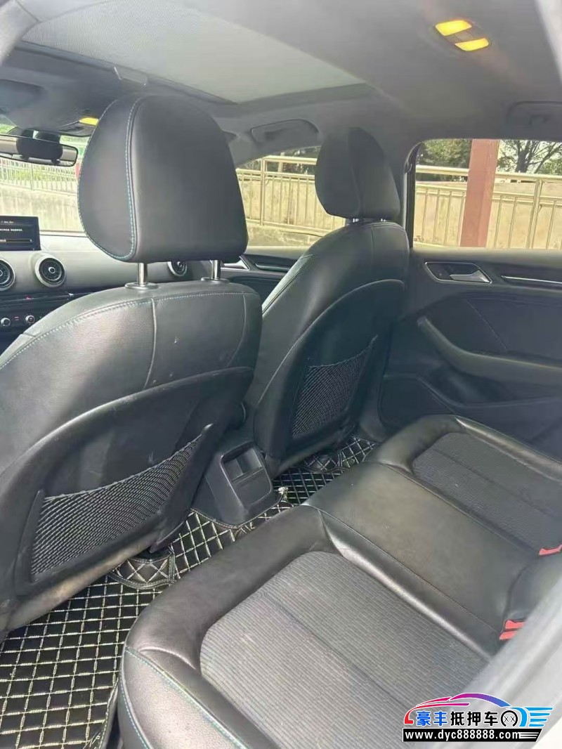 20年奥迪A3轿车抵押车出售