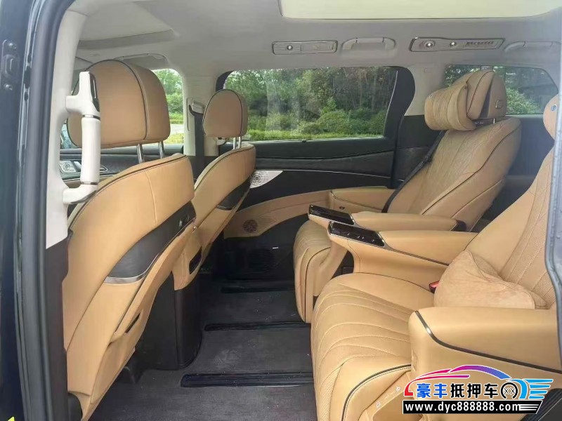 25年腾势D9轿车抵押车出售