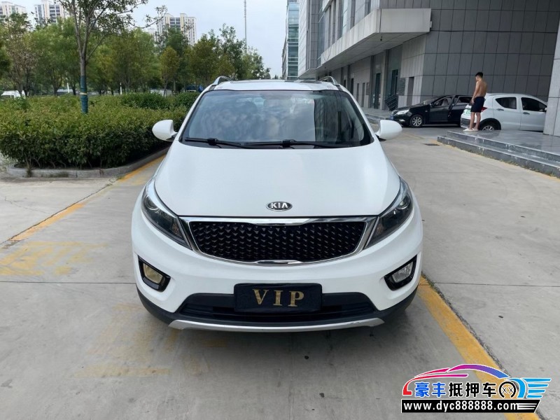抵押车出售16年起亚智跑轿车