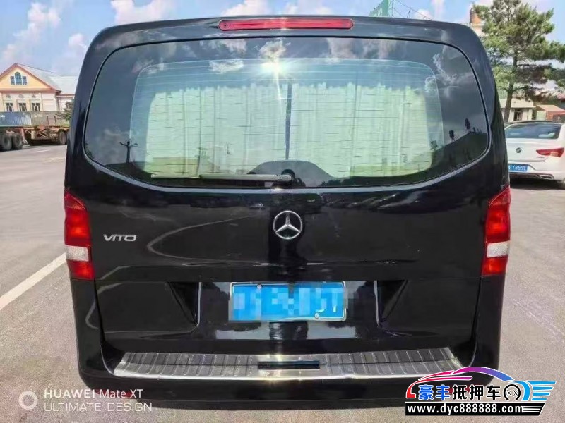 19年奔驰威霆轿车抵押车出售