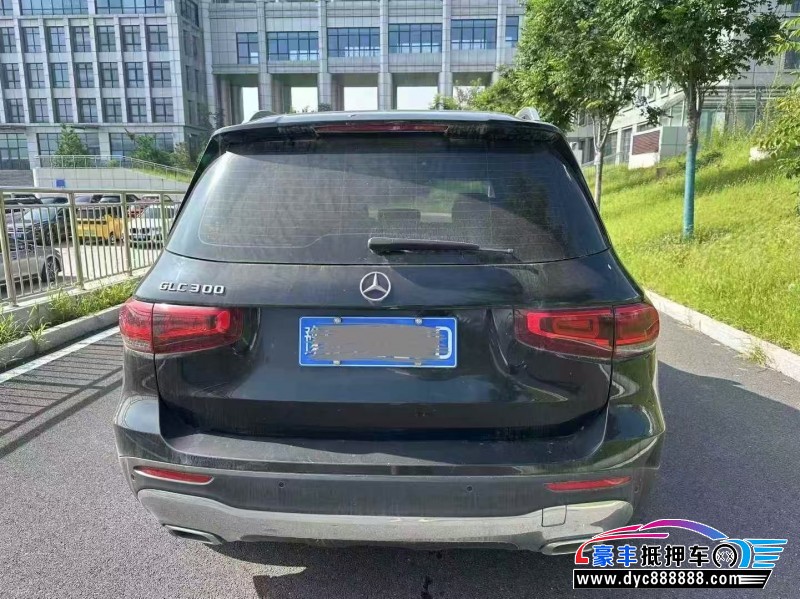 22年奔驰GLB轿车抵押车出售