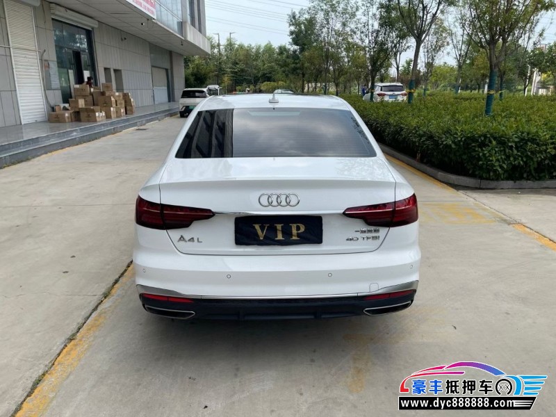 22年奥迪A4L轿车抵押车出售