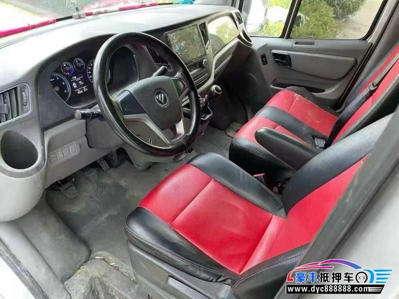 21年福田图雅诺轿车抵押车出售