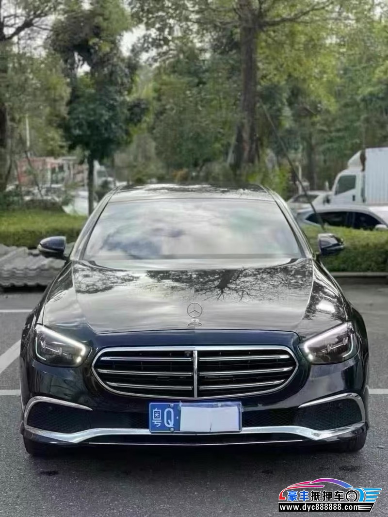 22年奔驰E轿车抵押车出售