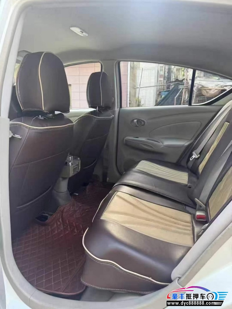 18年日产阳光轿车抵押车出售