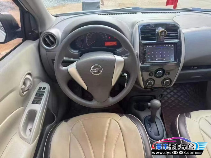 18年日产阳光轿车抵押车出售