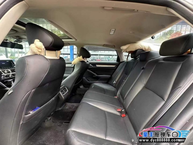 21年本田雅阁轿车抵押车出售