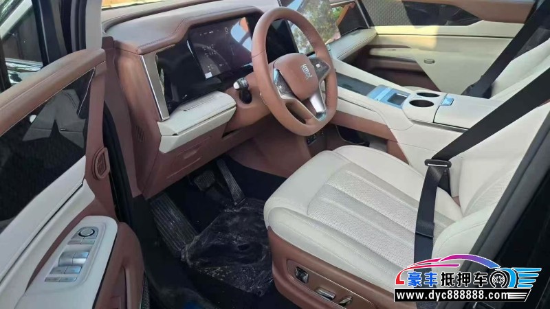 25年比亚迪夏轿车抵押车出售