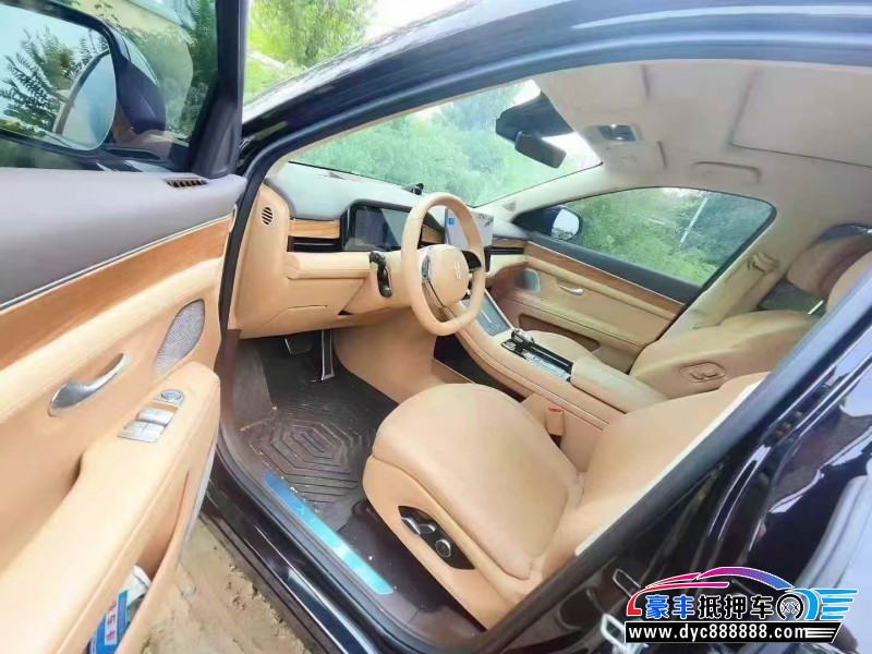 25年华为问界轿车抵押车出售