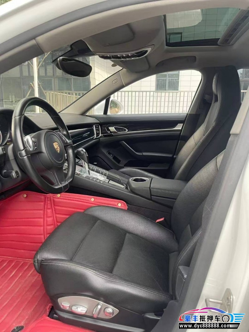 15年保时捷帕纳梅拉轿车抵押车出售
