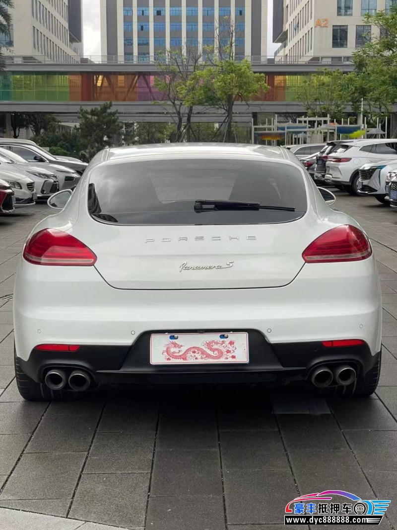 15年保时捷帕纳梅拉轿车抵押车出售