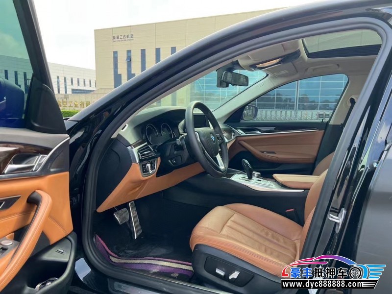 18年宝马5系轿车抵押车出售