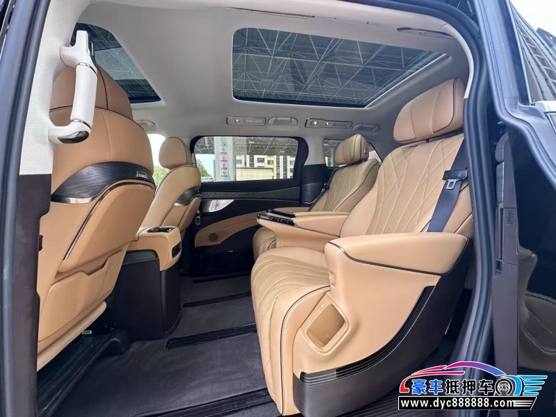 25年腾势D9轿车抵押车出售