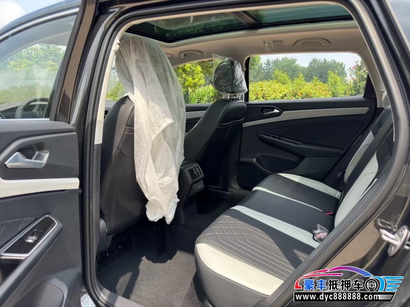 25年大众捷达轿车抵押车出售