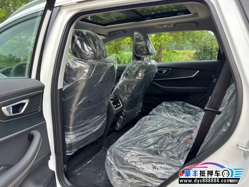 25年奇瑞瑞虎8轿车抵押车出售