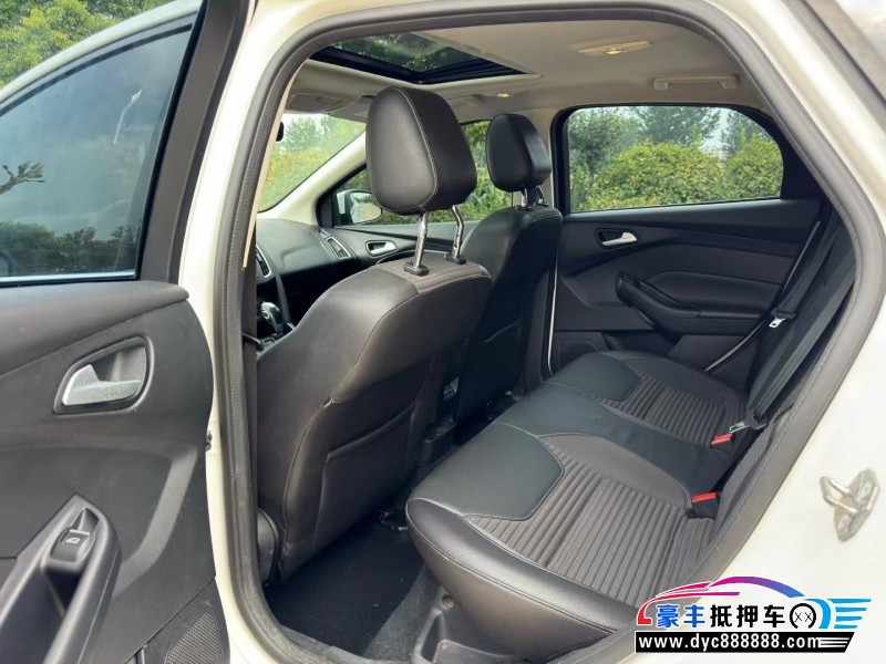 16年福特福克斯轿车抵押车出售