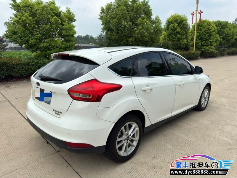 16年福特福克斯轿车抵押车出售