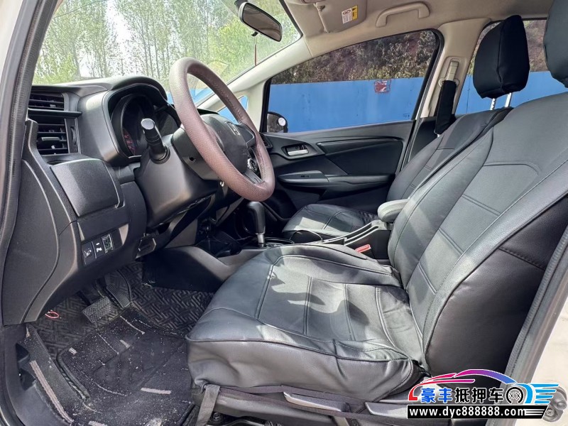 19年本田飞度轿车抵押车出售