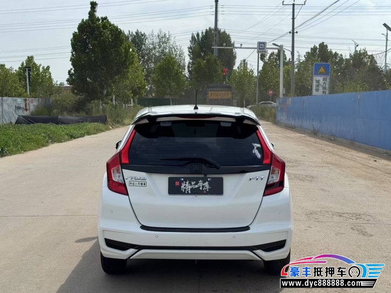 19年本田飞度轿车抵押车出售