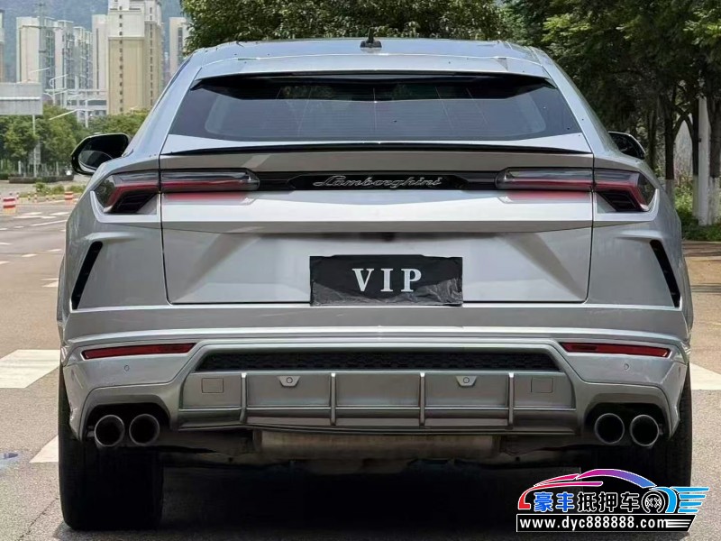 20年兰博基尼Urus轿车抵押车出售