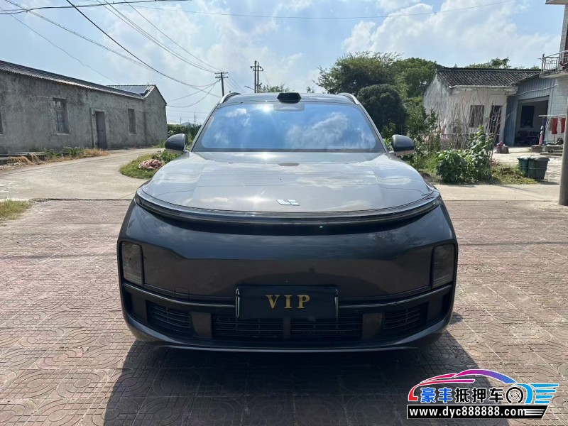 23年理想L9轿车抵押车出售