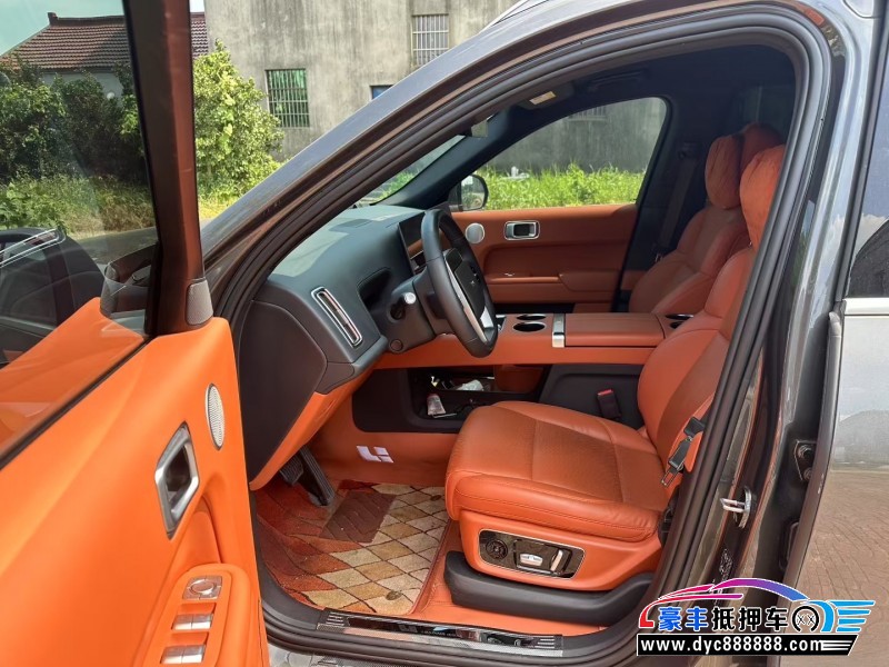 23年理想L9轿车抵押车出售