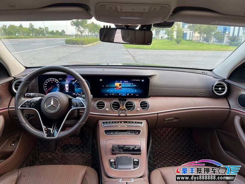 23年奔驰E轿车抵押车出售