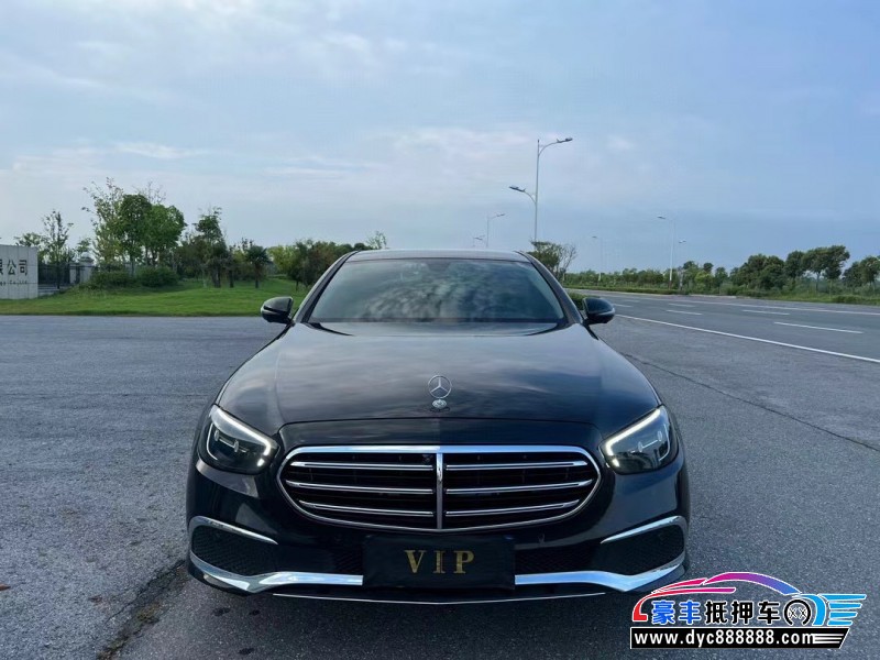 23年奔驰E轿车抵押车出售