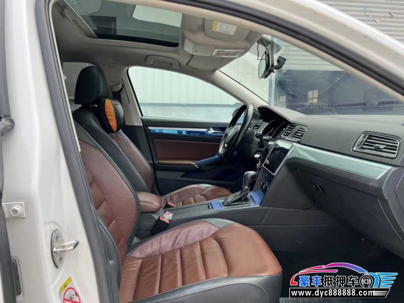 16年大众凌渡轿车抵押车出售