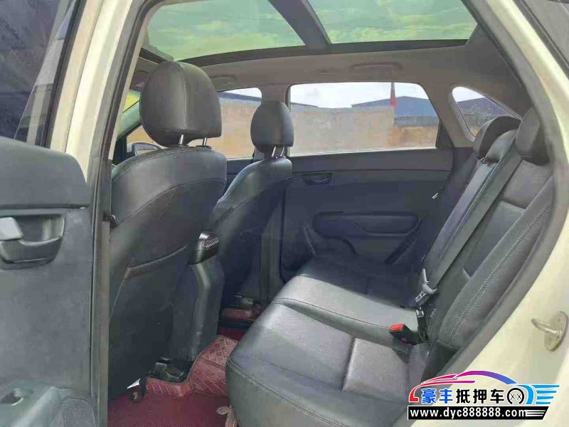 17年起亚KX3轿车抵押车出售