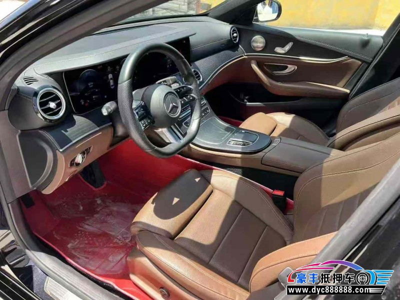 22年奔驰E轿车抵押车出售