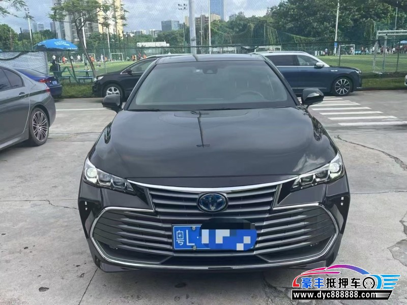 抵押车出售21年丰田亚洲龙轿车