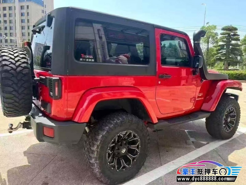 12年Jeep牧马人轿车抵押车出售