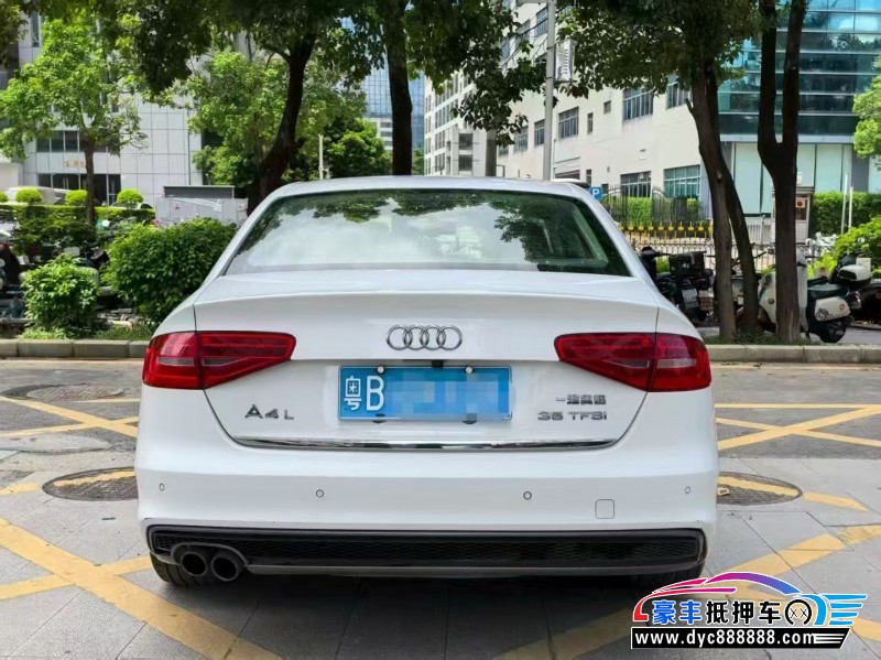 16年奥迪A4L轿车抵押车出售